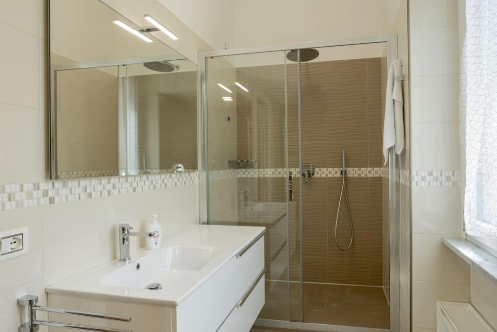 Pisacane Apartment *